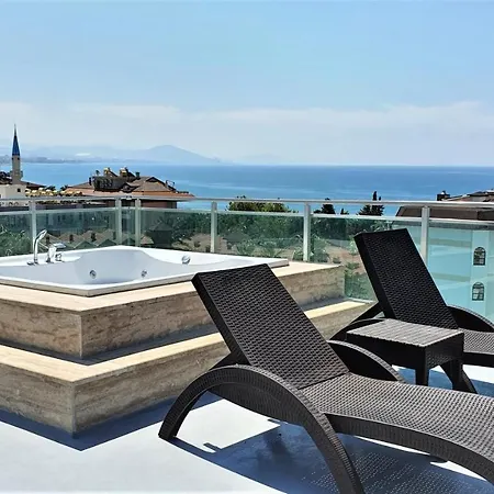Art Luxury In The Center Of Apartment *